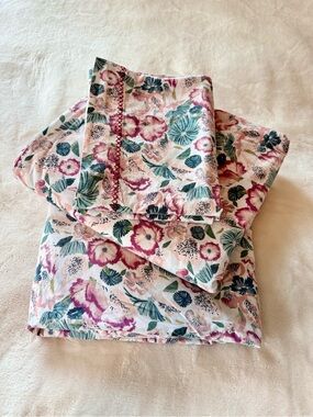 Opalhouse Jungalow Complete Queen Sheet Set Floral Print Pink Blue & Green